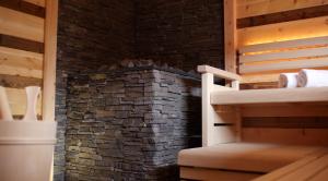 Postel nebo postele na pokoji v ubytování Hotel Blaue Gams ***S
