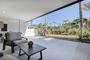 Balkón nebo terasa v ubytování Ground Floor, 2 bedroom Apartment @ Estepona Hills