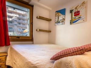 Postel nebo postele na pokoji v ubytování Appartement Val-d'Isère, 3 pièces, 4 personnes - FR-1-694-28