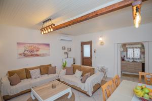 A seating area at Natasa's cozy house