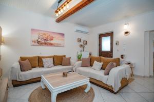 A seating area at Natasa's cozy house