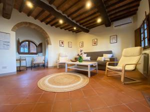 A seating area at Montagnana Country House