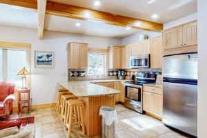 Gallery image of Wallowa Lake Wonder in Joseph