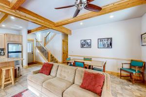 Gallery image of Wallowa Lake Wonder in Joseph