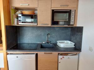 Fotografia z galérie ubytovania Appartement 3 pièces pour 7 personnes, proche pistes, commerces et ESF, avec terrasse, Les Arcs 1800 - FR-1-411-395 v destinácii Bourg-Saint-Maurice + 16 fotografií