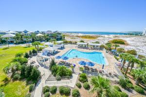 La alberca dentro o cerca de Magnolia House 307 At Destin Pointe Resort