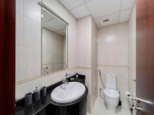 Koupelna v ubytování StoneTree - Elite Residence 1 BR - Near Dubai Tram