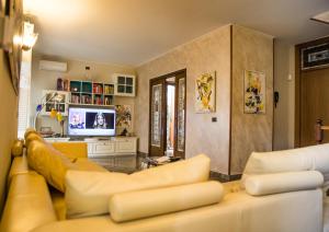 A television and/or entertainment centre at Villa Ivana