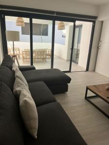 Zdjęcie z galerii obiektu La Sal - Two double bedroom apartment w mieście Lajares