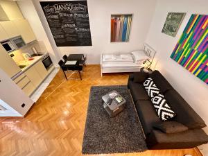 Posezení v ubytování Apartments Mango Downtown + 28 fotografií