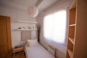 Postel nebo postele na pokoji v ubytování Flat with parking in the center of Las Rozas