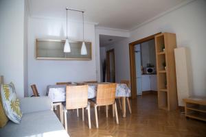A kitchen or kitchenette at Flat with parking in the center of Las Rozas