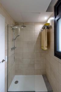 Ένα μπάνιο στο Catalunya Casas Modern Vacation Paradise 'Villa Ainmi' on the Costa Brava! +24 φωτογραφίες