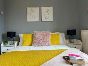 Imagen de la galería de Cosy Home in Historical Beverley Town with Parking, en Beverley