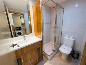 Koupelna v ubytování Apartamentos Princesa Park 3000
