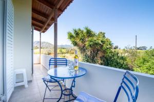 Μπαλκόνι ή βεράντα στο Olive Apartment near the Beach
