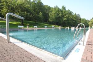 Piscina di Parc Hotel Alvisse o nelle vicinanze
