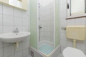 Koupelna v ubytování Apartments Nada
