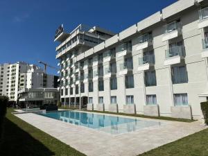 Bazén v ubytování Hotel do Parque nebo v jeho okolí