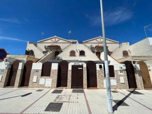 Zdjęcie z galerii obiektu Apartamento en la feria con vistas a la playa w mieście Sanlúcar de Barrameda