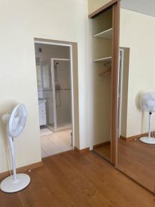 Zdjęcie z galerii obiektu Appartement avec vue exceptionnelle sur Biarritz w Biarritz
