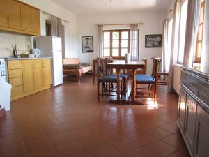Gallery image of Τhanassis house in Sikia