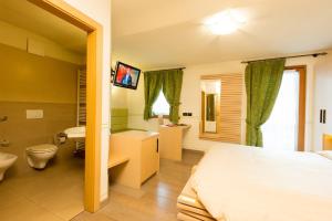 Kúpeľňa v ubytovaní Hotel Pontiglia