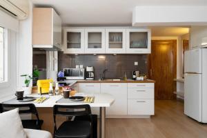 Kép Modern Two Level Apartment in the Heart of Athens szállásáról Athénban a galériában