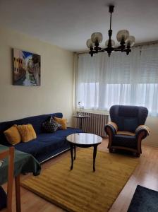 Posedenie v ubytovaní Sylvis Place