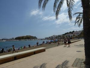 Fotografia z galérie ubytovania PALANDRIU - Apartamento en primera linea de mar, recién renovado. - ES-228-51 v destinácii Llança