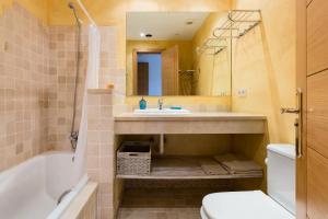 Koupelna v ubytování Marbella Rio Real apartment