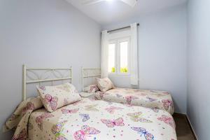 Posteľ alebo postele v izbe v ubytovaní Spacious apartment in El Campello, 120 m², shared pool