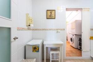 Fotografia z galérie ubytovania Spacious apartment in El Campello, 120 m², shared pool v destinácii Benimagrell