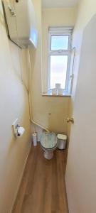 Vonios kambarys apgyvendinimo įstaigoje Flat 21