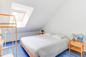 Posteľ alebo postele v izbe v ubytovaní Ker Heora - Maison avec piscine partagée