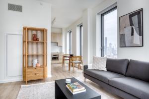 Kuchyň nebo kuchyňský kout v ubytování Clinton Hill 2br w gym pool wd nr Barclays NYC-1024