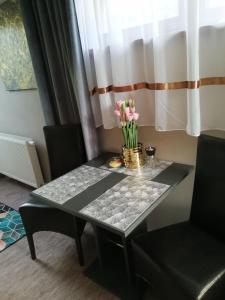 A seating area at APARTMÁNY PIETRO
