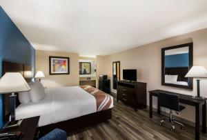 TV a/nebo společenská místnost v ubytování Quality Inn & Suites Round Rock