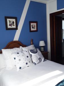 Postel nebo postele na pokoji v ubytování Casa Rural Mariluz + 9 fotografií