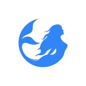 il logo blu di uno scoiattolo in cerchio di Aquata Apartments a Tivat