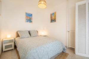 Fotografia z galérie ubytovania Bel appartement épuré et minimaliste pour 4 pers à Marseille v destinácii Marseille