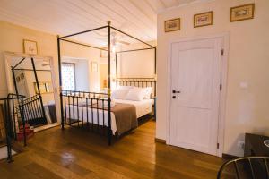 Postel nebo postele na pokoji v ubytování Rustic Rose - Private Premium house