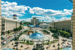 a view of a city with a street with cars at Apartment on Independence Square in Kyiv