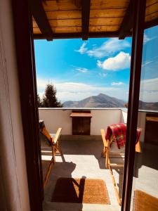 desde el balcón de una casa con vistas en Panorama 1200, in the Heart of the San Fermo Hills, en Adrara San Rocco