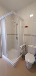 Ένα μπάνιο στο Casa Camila Portonovo BJ +18 φωτογραφίες