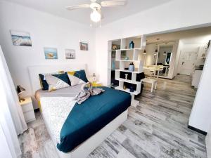 Kuchyň nebo kuchyňský kout v ubytování Apartamento SMERALDO 11 PLAYA ROCA + 17 fotografií