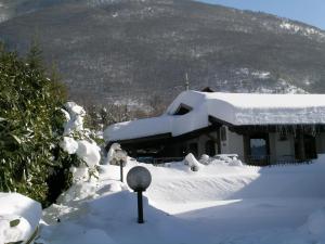 Les Chalets B&B v zimě