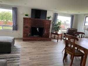 Gallery image of Mckinleyville Farm House in McKinleyville