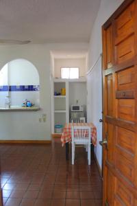 Η κουζίνα ή μικρή κουζίνα στο Hotel Albatros