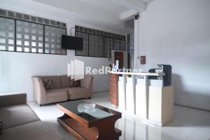 Posezení v ubytování Homestay C9 Exclusive Kaliurang Yogyakarta Mitra RedDoorz